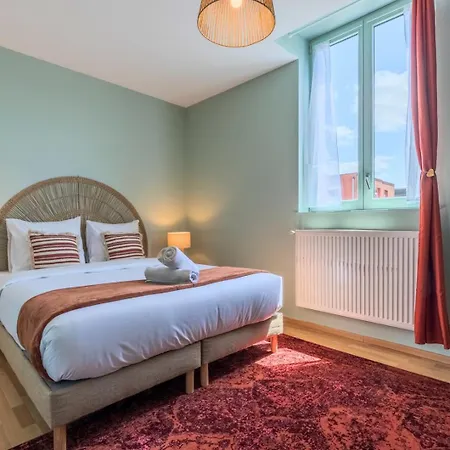 2 Proche Metro Et Parking Apartamento