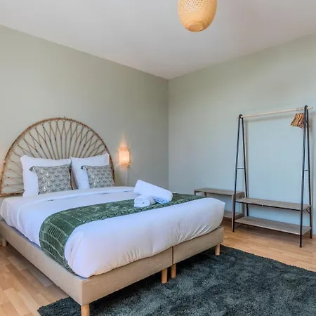 아파트 2 Proche Metro Et Parking 루베