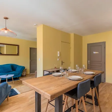 2 Proche Metro Et Parking 아파트 *